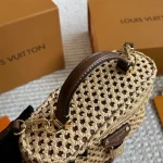 L's latest raffia bag-box - Image 9