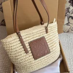 Summer is here, and you're still not rocking this stunning straw bag-box - Image 2