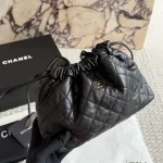Sheepskin Cloud Bag, Black Quilted-box - Image 2