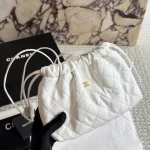 Sheepskin Cloud Bag, Black Quilted-box - Image 14