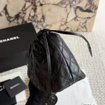 Sheepskin Cloud Bag, Black Quilted-box - Image 9
