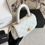 Elegant Pebbled Leather Tote – Timeless Cowhide Design with Scratch-Resistant Texture for Daily Use-box - Image 3