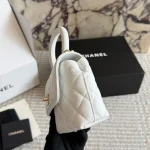Elegant Pebbled Leather Tote – Timeless Cowhide Design with Scratch-Resistant Texture for Daily Use-box - Image 2