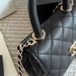 Elegant Pebbled Leather Tote – Timeless Cowhide Design with Scratch-Resistant Texture for Daily Use-box - Image 6