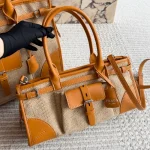 Handheld/Underarm Style: Meets Various Needs-box - Image 6