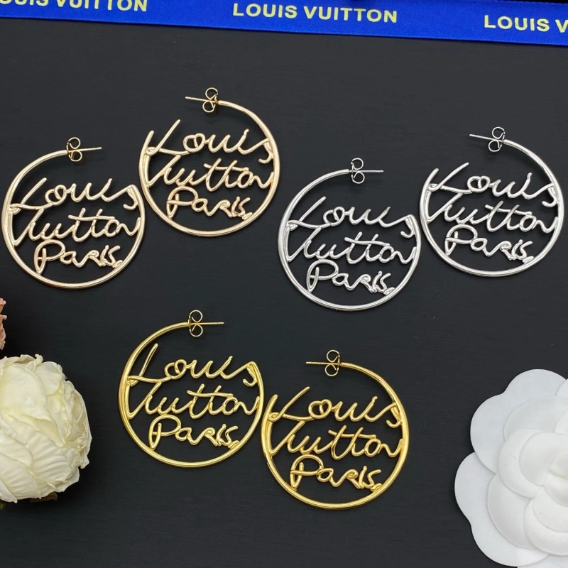 13421043484018600 New Stud Earrings-no box - Image 1