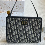 D home Oblique Chain Bag-box - Image 7