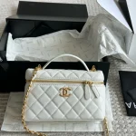 Scored the viral LP Box Bag! Feeling super lucky~box - Image 2