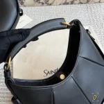 Leather with horn handles and antique gold buckles—vintage yet edgy-no box - Image 9