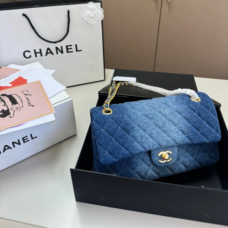 13421733712911000 Classic Denim Chain Flap Bag-box - Image 1
