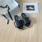 Check out these embroidered velcro slippers-box - Image 15