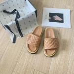 Check out these embroidered velcro slippers-box - Image 10