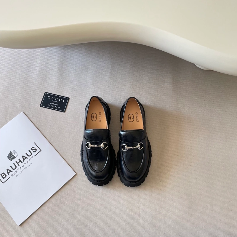 4ac67c22007612d969bfc3547f7fcb7b Classic Bee Chunky Loafers-box - Image 1