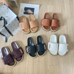 Check out these embroidered velcro slippers-box