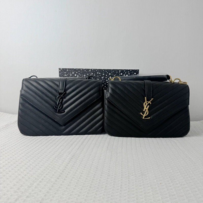 83f1d67378c3f0541a6088e8db7b2845 High-quality bag strap and box from a flash sale. - Image 1