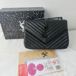 High-quality bag strap and box from a flash sale. - Image 4