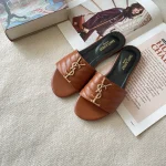 embroidered letter slippers-box - Image 3