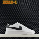 NIKECour Royale - Image 2