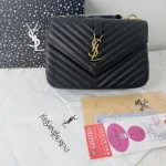 High-quality bag strap and box from a flash sale. - Image 3
