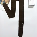 Hot-Selling Cable Knit Double C Letter Leggings-box - Image 11
