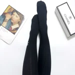 Hot-Selling Cable Knit Double C Letter Leggings-box - Image 8