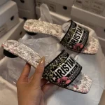 Embroidered Round Heel Slides-box(Custom-made item. Please allow 5 days for processing) - Image 7