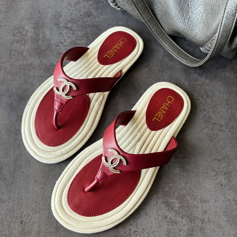 0be656c015f917523deea6e3a061eab9 Real shots of the flip-flops, full of details-box - Image 1