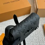 I got a versatile black men's bag-box - Image 9