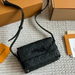 I got a versatile black men's bag-box - Image 3
