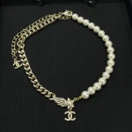 Five-Pointed Star Double-C Wing Pearl Necklace-box - Image 3