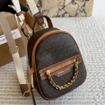 A backpack that can be worn as a crossbody bag-box - Image 7