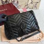 "Black enamel hardware with V-shaped quilting-box