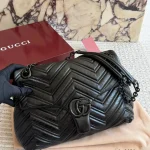 "Black enamel hardware with V-shaped quilting-box - Image 9
