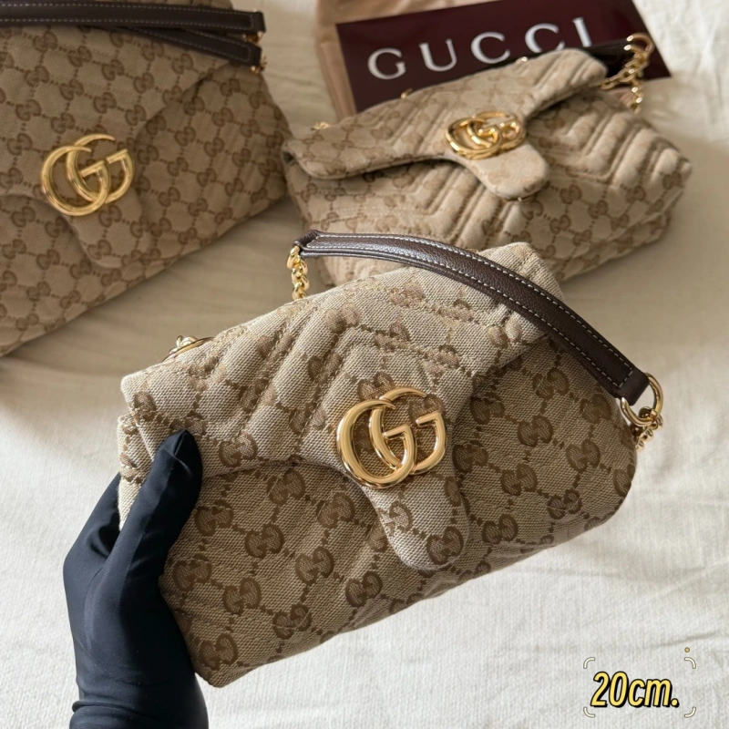 13423117087600200 Ultimate Old Money Style: V-Shaped Diamond Quilted Design-box - Image 1