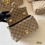 Ultimate Old Money Style: V-Shaped Diamond Quilted Design-box - Image 9