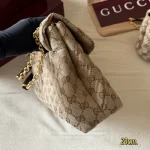 Ultimate Old Money Style: V-Shaped Diamond Quilted Design-box - Image 9