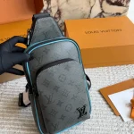 Fashionable and Versatile Men's Chest Bag-box - Image 3
