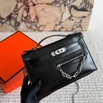 Genuine leather with silver buckle, comes with a free pig nose chain-box - Image 3