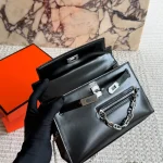 Genuine leather with silver buckle, comes with a free pig nose chain-box - Image 4