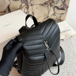 Classic black shade featuring the iconic Y-signature V-quilting-box - Image 4