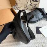 Fashionable and Versatile Waist Bag-box - Image 9