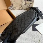 Fashionable and Versatile Waist Bag-box - Image 8