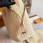 A classic ace with an oversized capacity design-box - Image 3
