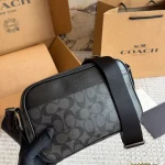 C's new arrival: Black camera bag-box - Image 3