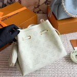 Broderie anglaise calfskin-box - Image 8