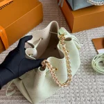 Broderie anglaise calfskin-box - Image 6