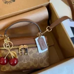 Handheld with detachable shoulder strap-box - Image 12