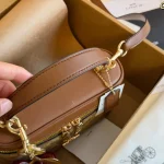 Handheld with detachable shoulder strap-box - Image 11