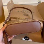 Handheld with detachable shoulder strap-box - Image 7
