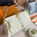 Genuine Leather Hawaiian Goddess Bag-box